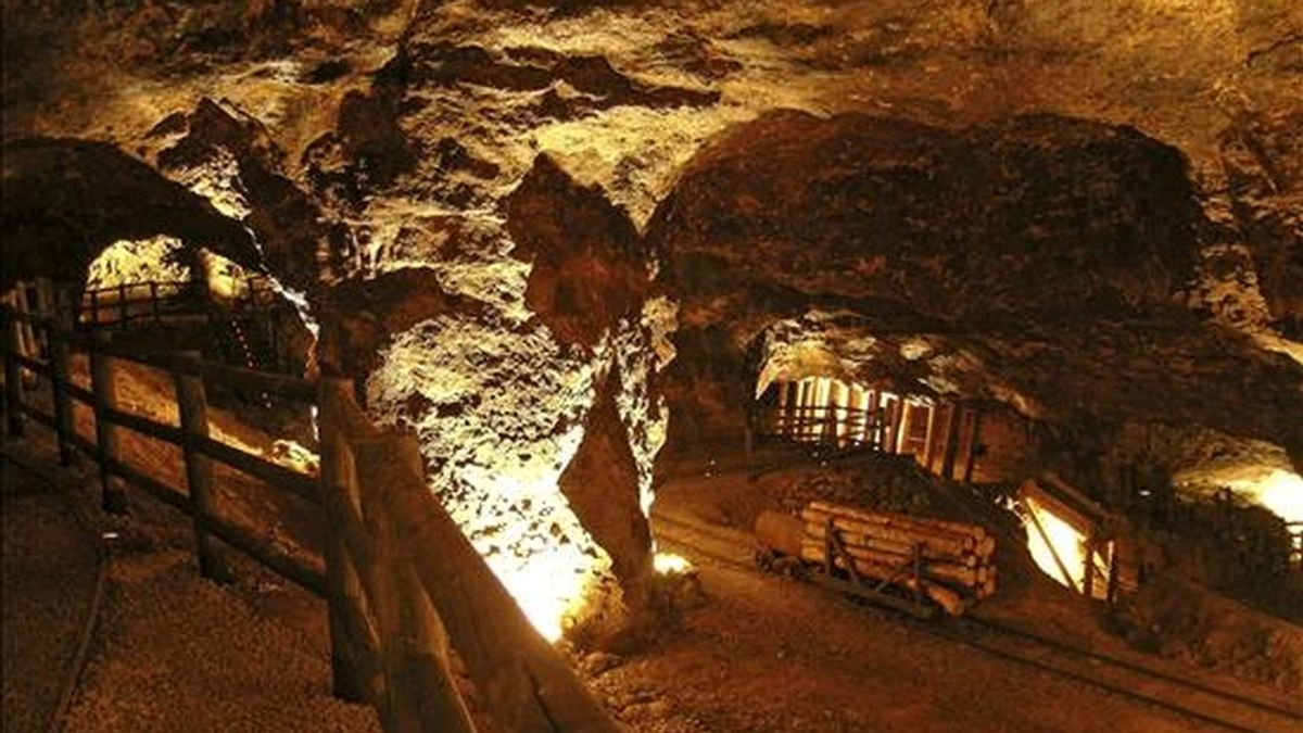 Interior de la mina "Agrupa Vicenta" del recién inaugurado Parque Minero de La Unión, que será el escenario de dos de los conciertos del quincuagésimo festival internacional del Cante de las Minas que se celebra en esta localidad murciana. EFE