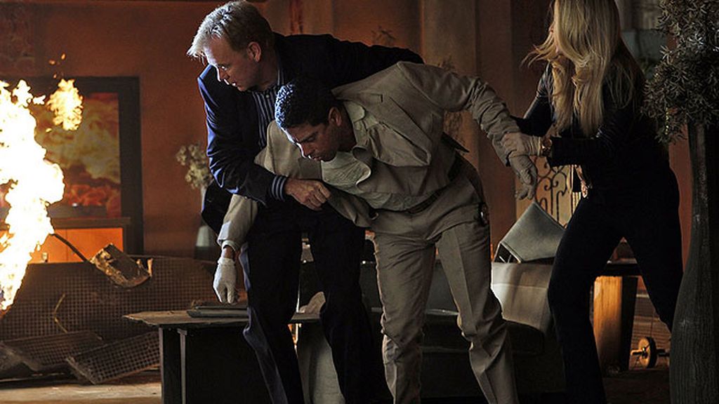 Nueva C.S.I Miami: 'Llevada po el viento' T10xP02