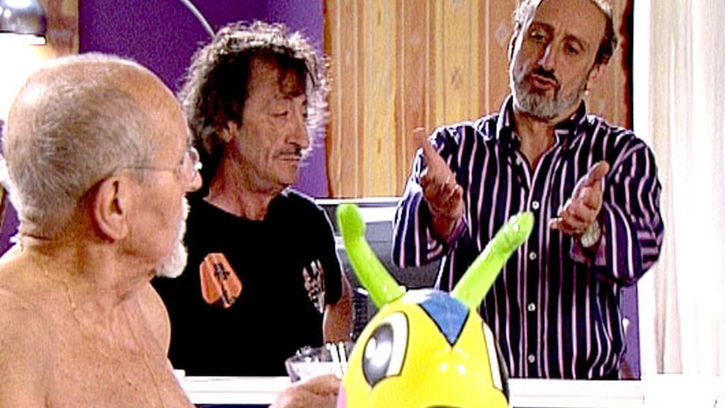 'Un condenado, un embarazo fantasma y un verano sin piscina'