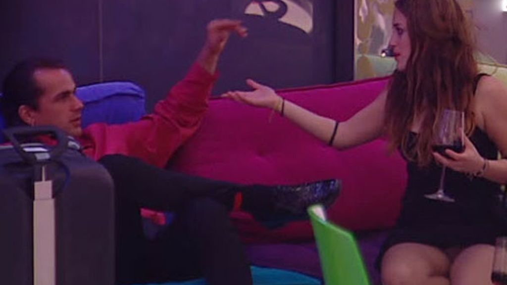 Acercamiento entre Pepe y Sindi