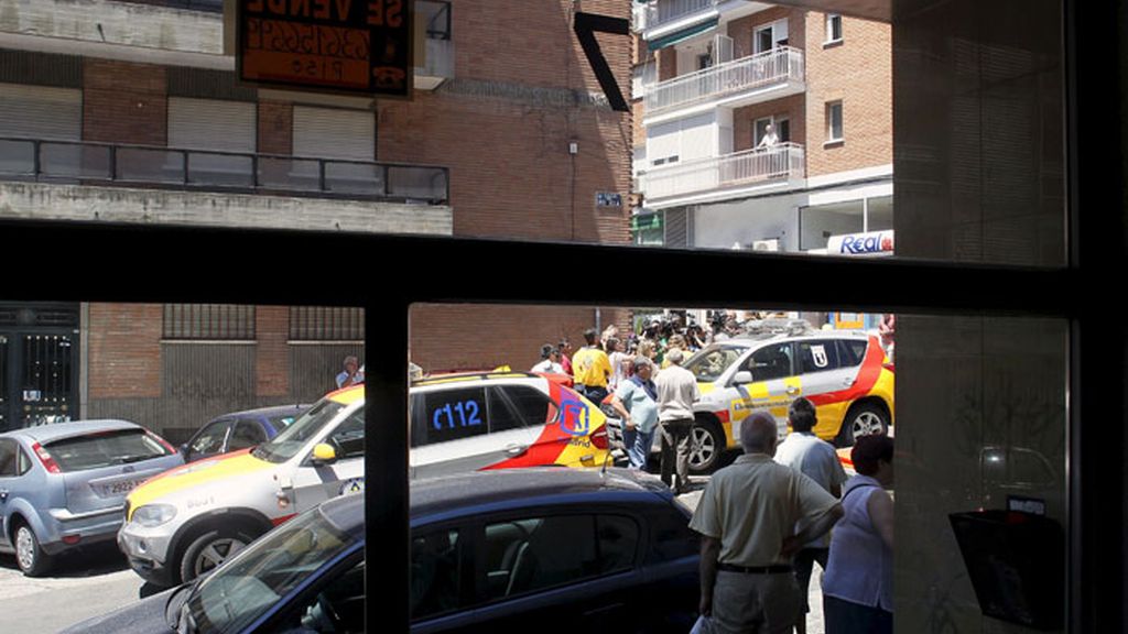 Rocian con ácido a una mujer en plena calle en Madrid