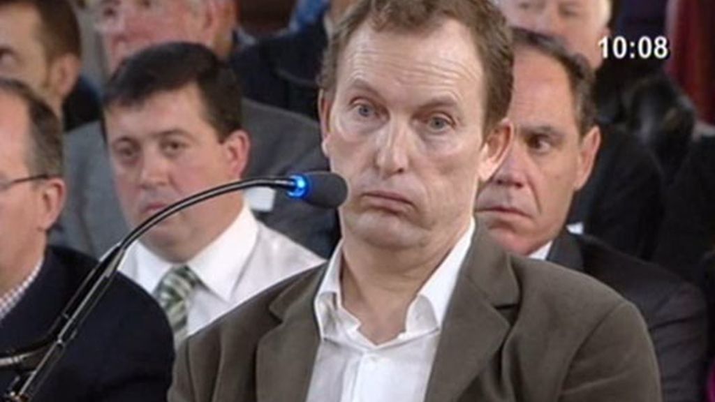 El lenguaje gestual de Santiago Mainar durante el juicio