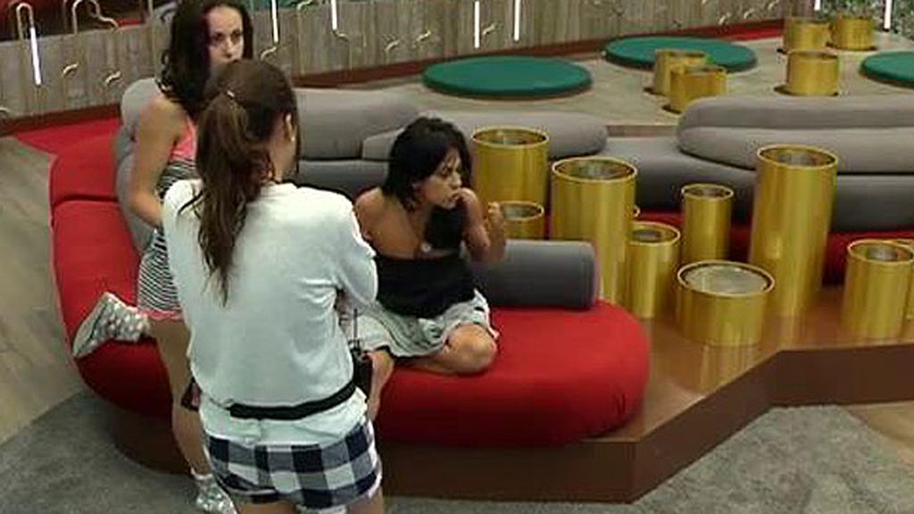 Se ha enfadado porque no consigue dormir por los ruidos