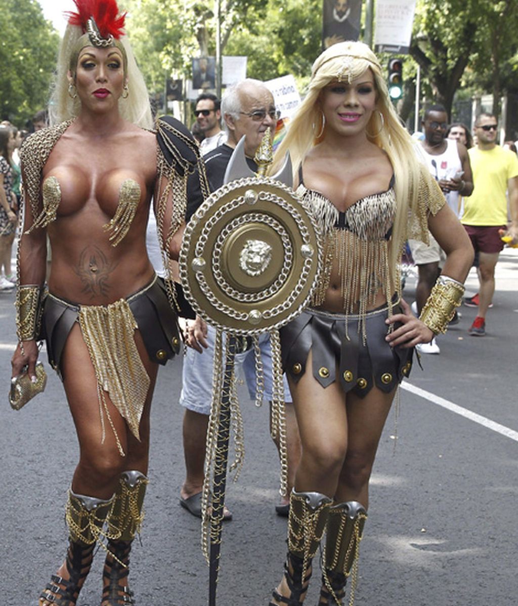 Miles de personas y 50 organizaciones sociales