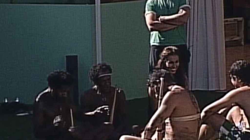 Arturo ya ejerce de jefe de la tribu