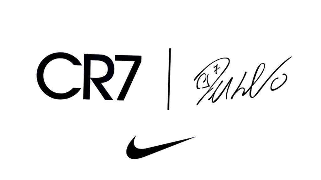 Cristiano Ronaldo, como un niño con zapatos nuevos