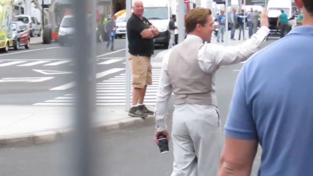 Del “hola guapos”, al rescate de una niña: Canarias muere por los huesos de Brad Pitt