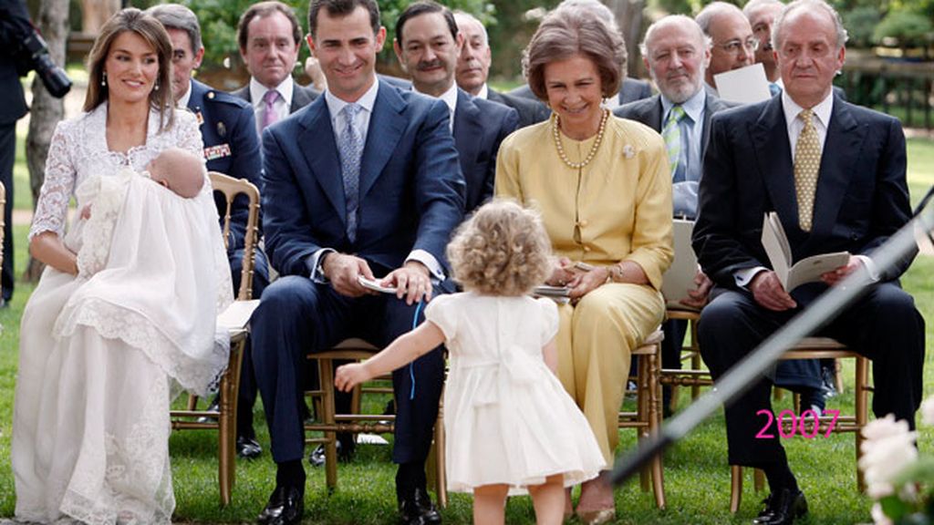 2007: llega mini Sofía a la 'royal family'