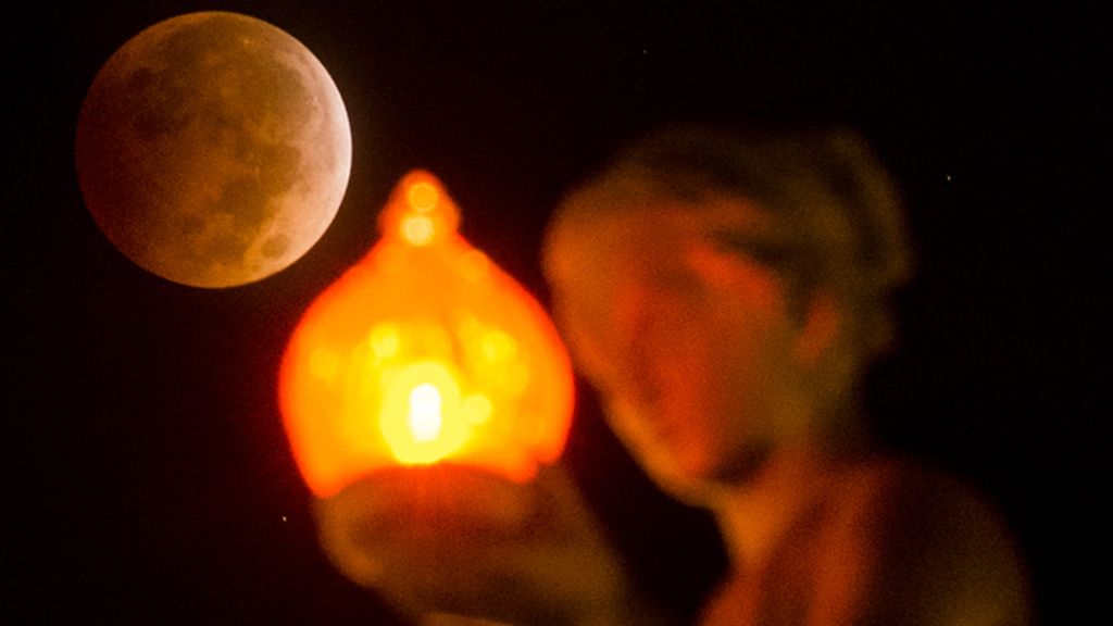 Espectaculares fotografías del eclipse total de Luna