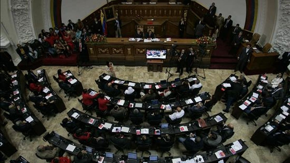 Imagen tomada este 5 de enero durante la inaguración del nuevo período legislativo (2011-2015) de la Asambela Nacional de Venezuela en Caracas. EFE