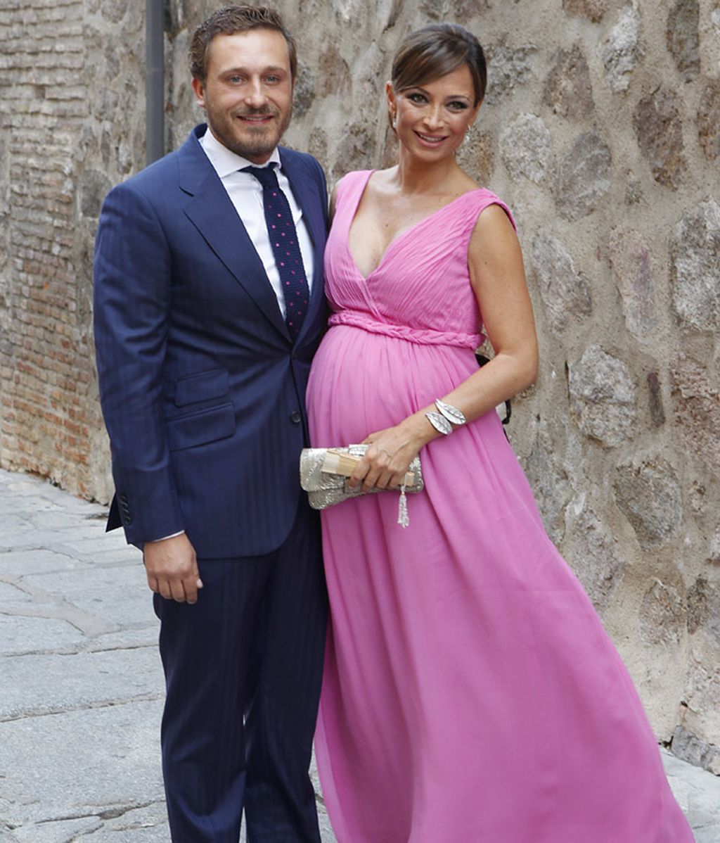 Juan Peña y su embarazadísima novia no faltaron al sarao