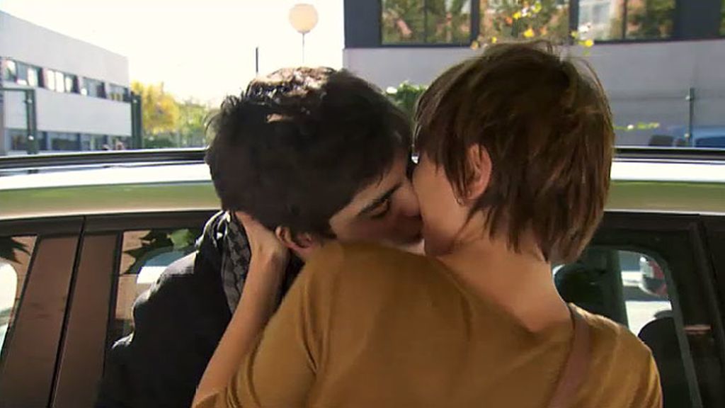 Natalia continúa su aventura con Diego, pero su secreto es cada día más conocido