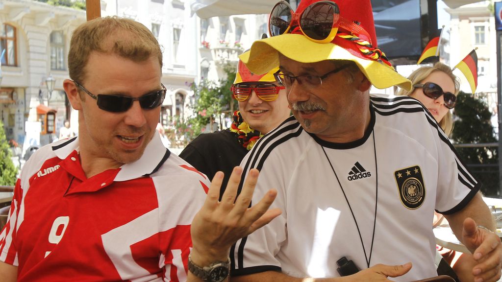 Fiesta del norte en las gradas de Lviv