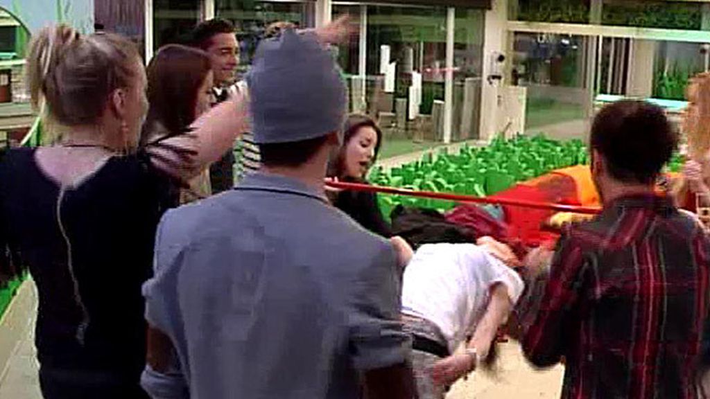 Los chicos no se separan de sus gorros