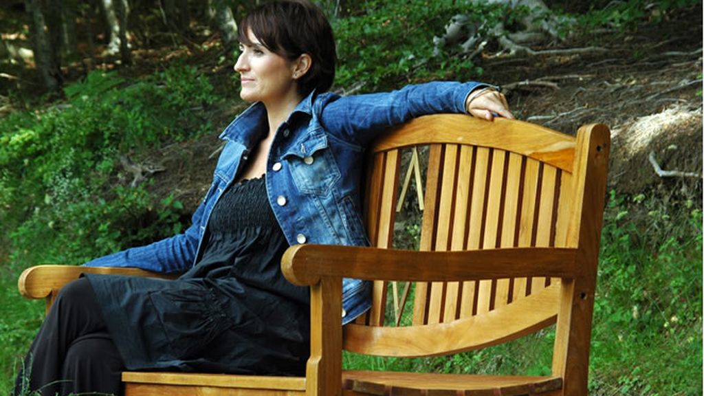 Silvia Abril visita sus lugares más importantes de la costa catalana