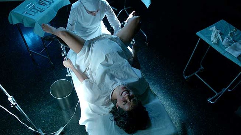 La joven vive en una casa de acogida de una congregación religiosa