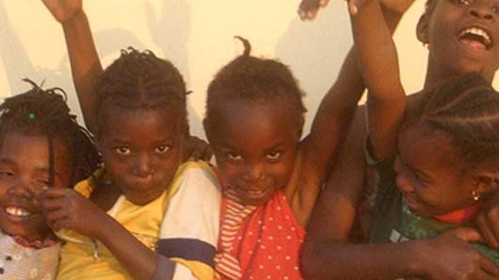 Cepillos y sonrisas solidarias