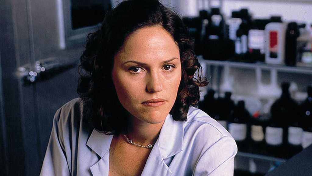 Sara conocerá a la madre y a una exnovia de Grissom