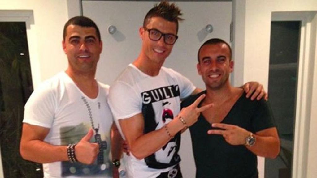 Cristiano Ronaldo presume de look en su tiempo libre