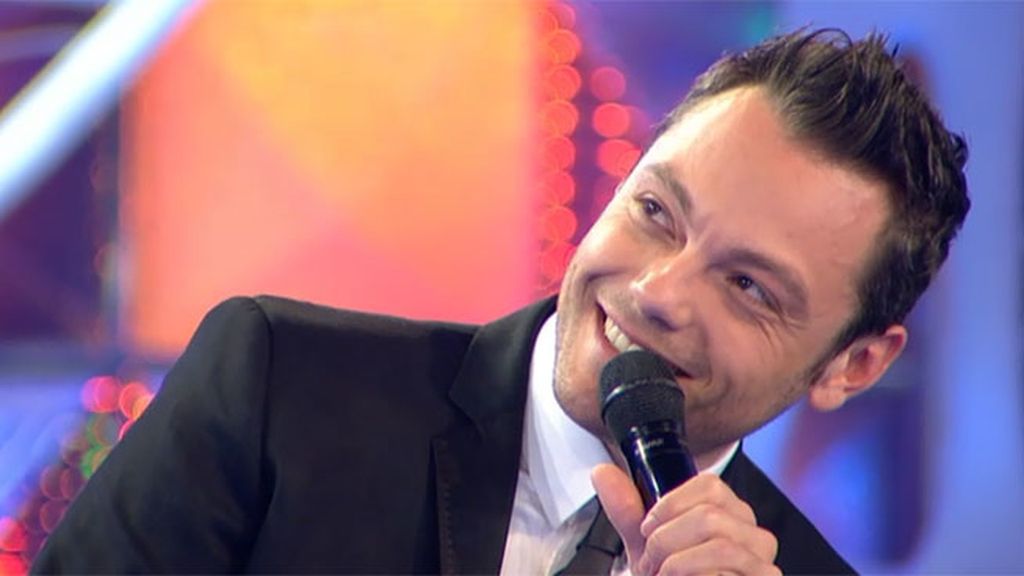 El cantante italiano ha dedicado a la pareja 'El amor es una cosa simple', canción que han anunciado que sonará en su boda