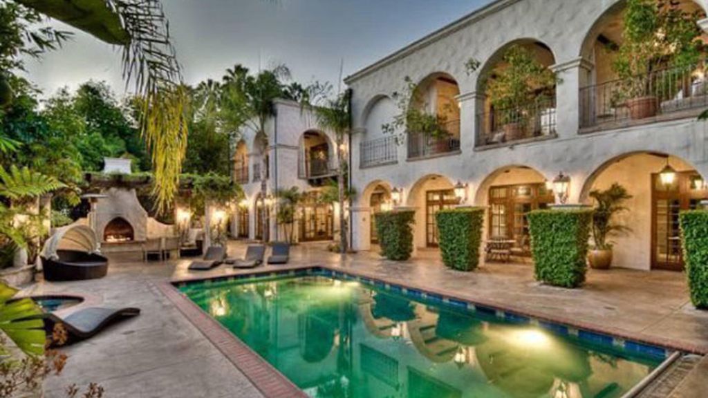 Hilary Duff vende su casa del Lago Toluca