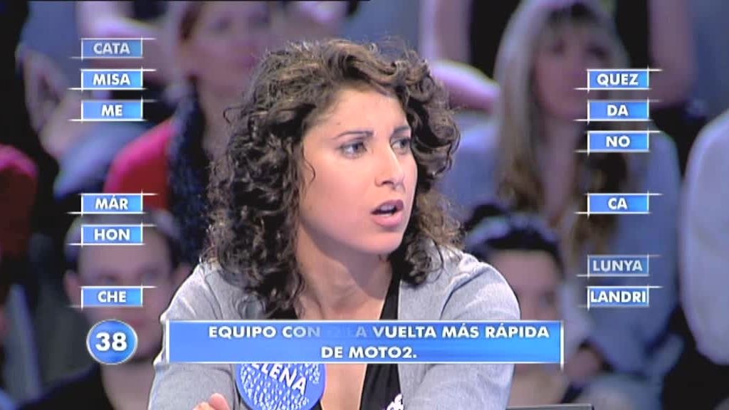 Junto a Pilar Rubio en un programa muy especial dedicado a las motos