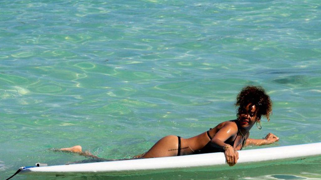 Rihanna es el mejor paparazzi de Rihanna
