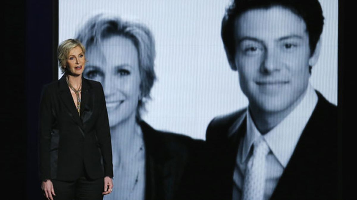 Jane Lynch recuerda a Cory Monteith Jane Lynch recuerda a Cory Monteith