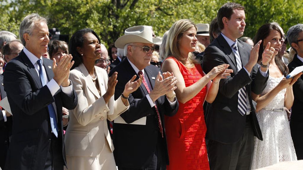Tony Blair, Condoleezza Rice, Dick Cheney y las hijas de Bush