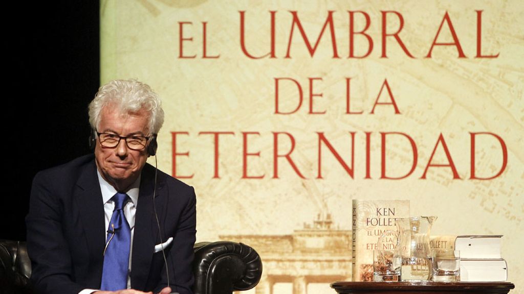 Ken Follet presenta su nueva novela 'El umbral de la eternidad'