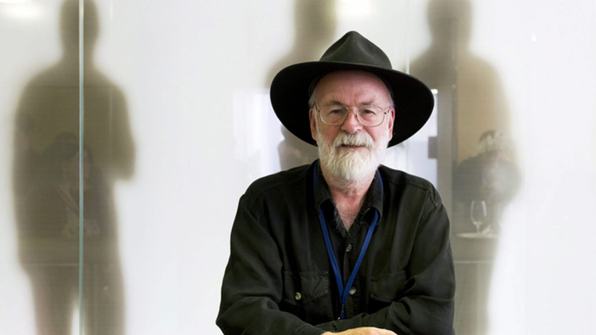 Muere el novelista británico, Terry Pratchett