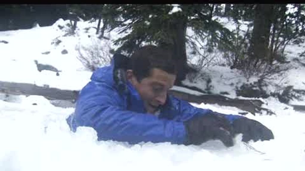 Oregón: El último superviviente se cae en un lago helado