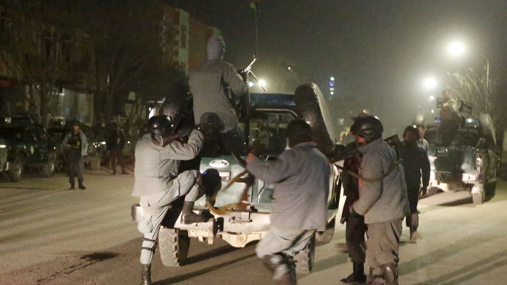 El atentado en Kabul, en imágenes