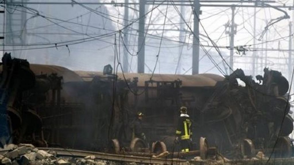 Imágenes de la explosión del tren cargado de gas en Italia