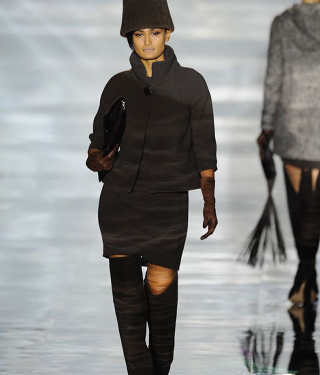 Roberto Verino: Vuelve el 'glamour' de los cincuenta