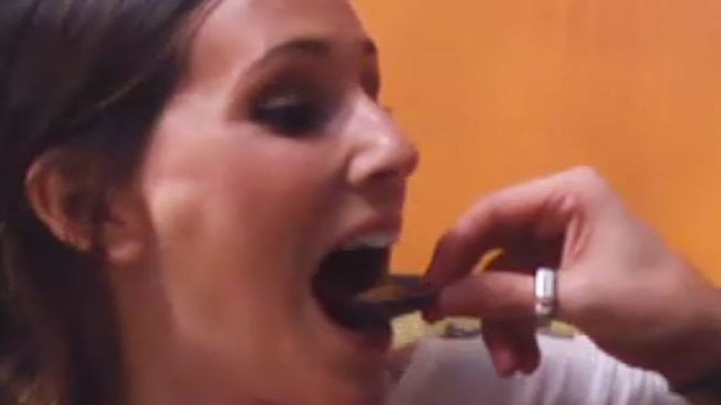 La cena más erótica de Adela Ucar