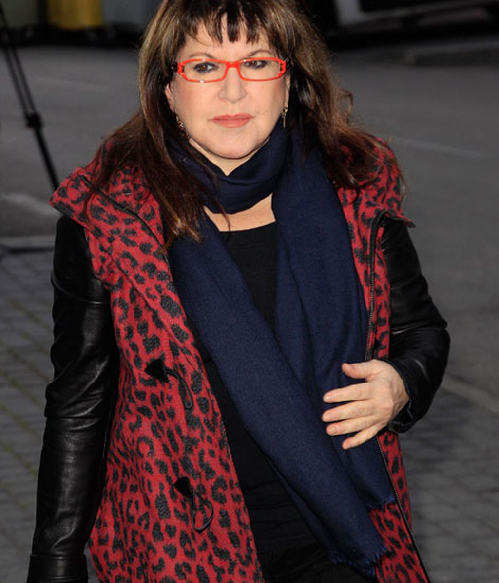 Amigos y familiares despiden a Amparo Baró