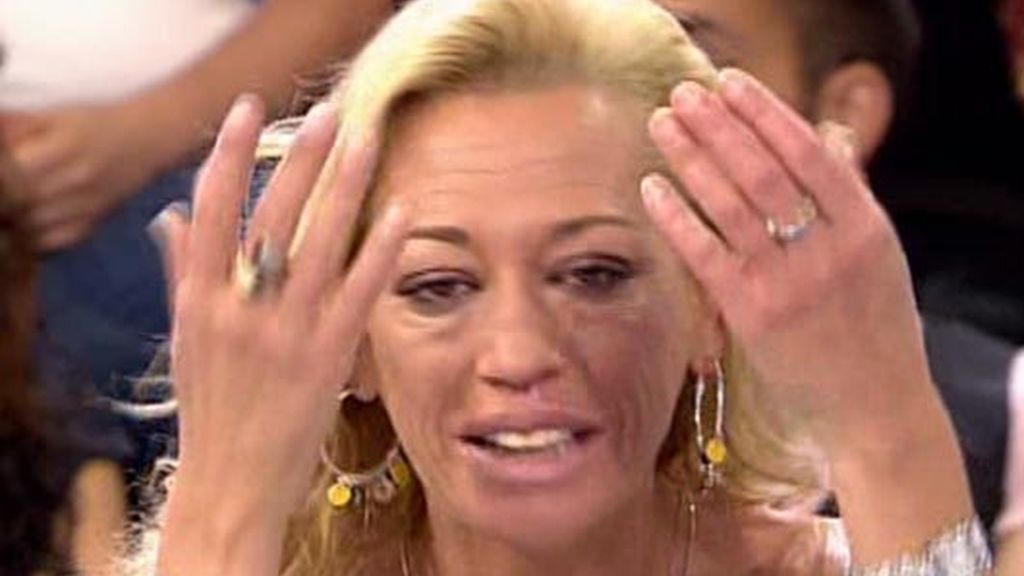 Belén Esteban rompe a llorar