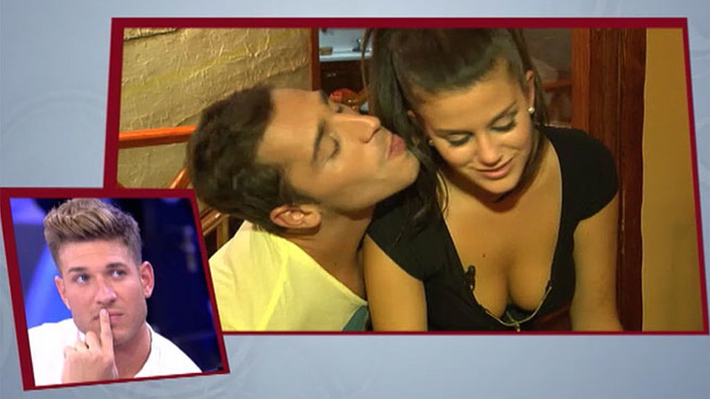 Alex, a Lola: "¿Sabes lo qué es un beso de vaca?"