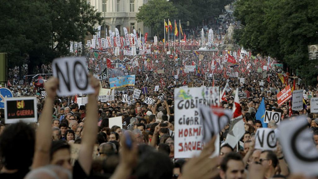 España sale a la calle contra los recortes