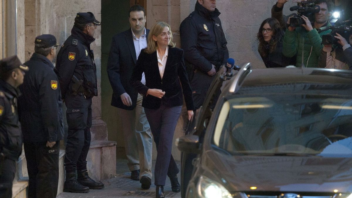 La Infanta Cristina abandona los juzgados