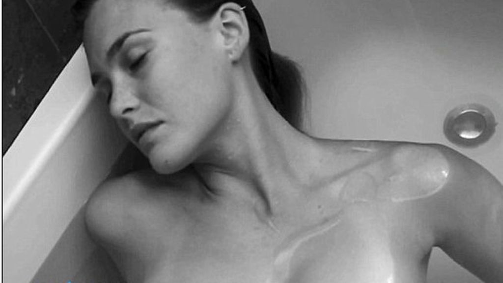 Desnudarse con Bar Rafaeli