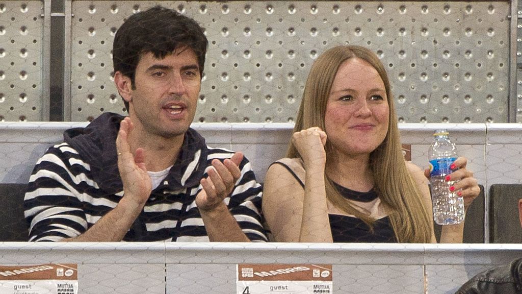 Los actores Esmeralda Moya y Carlos García