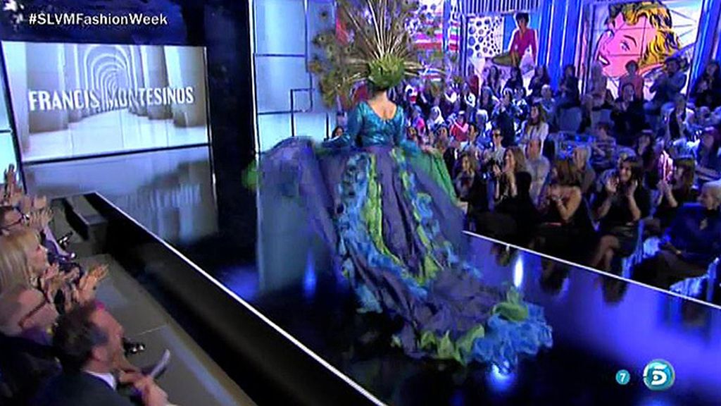 Estampados geométricos, espectaculares tocados, capas...