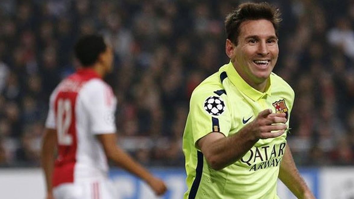 Un Messi de récord lleva al Barça a los octavos