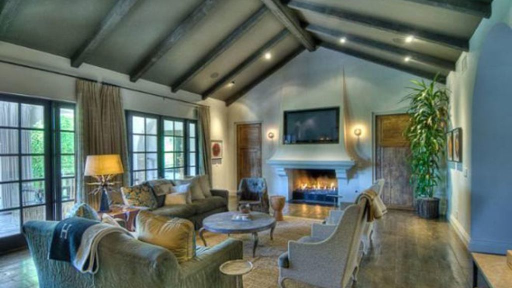 Hilary Duff vende su casa del Lago Toluca