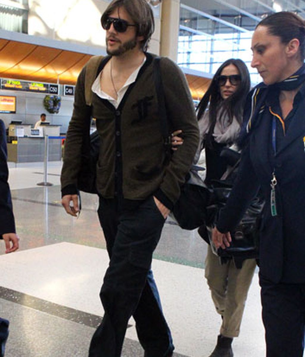 Demi Moore y Ashton Kutcher, dos viajeros más en EEUU