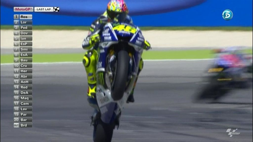 Rossi logra su victoria más deseada en Misano