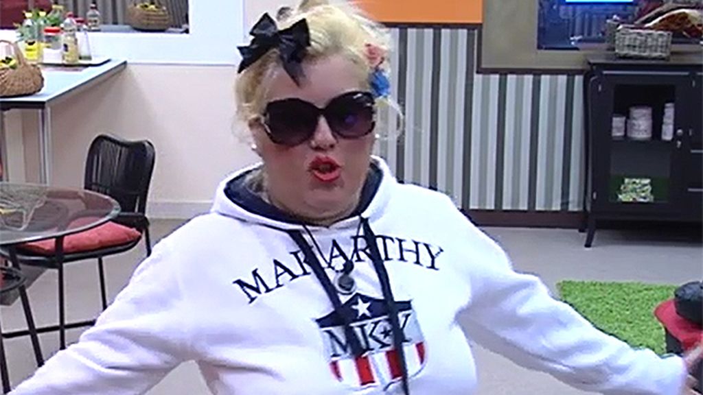 Lo imita todo: desde la Pantoja hasta el ‘Gangman style’