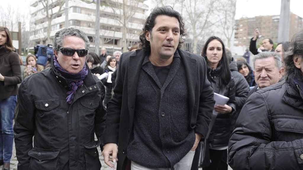 Malú, Alejandro Sanz, sus hijos, artistas... el último adiós de Paco de Lucía en Madrid